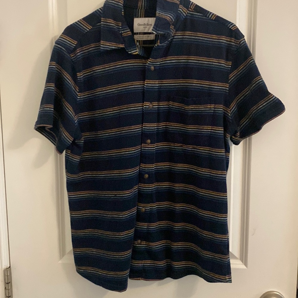 Goodfellow & Co Standard Button Down - Medium